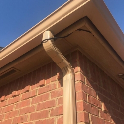 Roof Gutter System